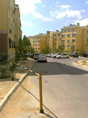 2-х ком.квартиру в 15 мкр.5этаж 145 000у.е. 74кв.м Каспий Самалы