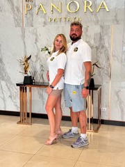  Евгения и Дмитрий — русскоязычные специалисты по недвижимости 